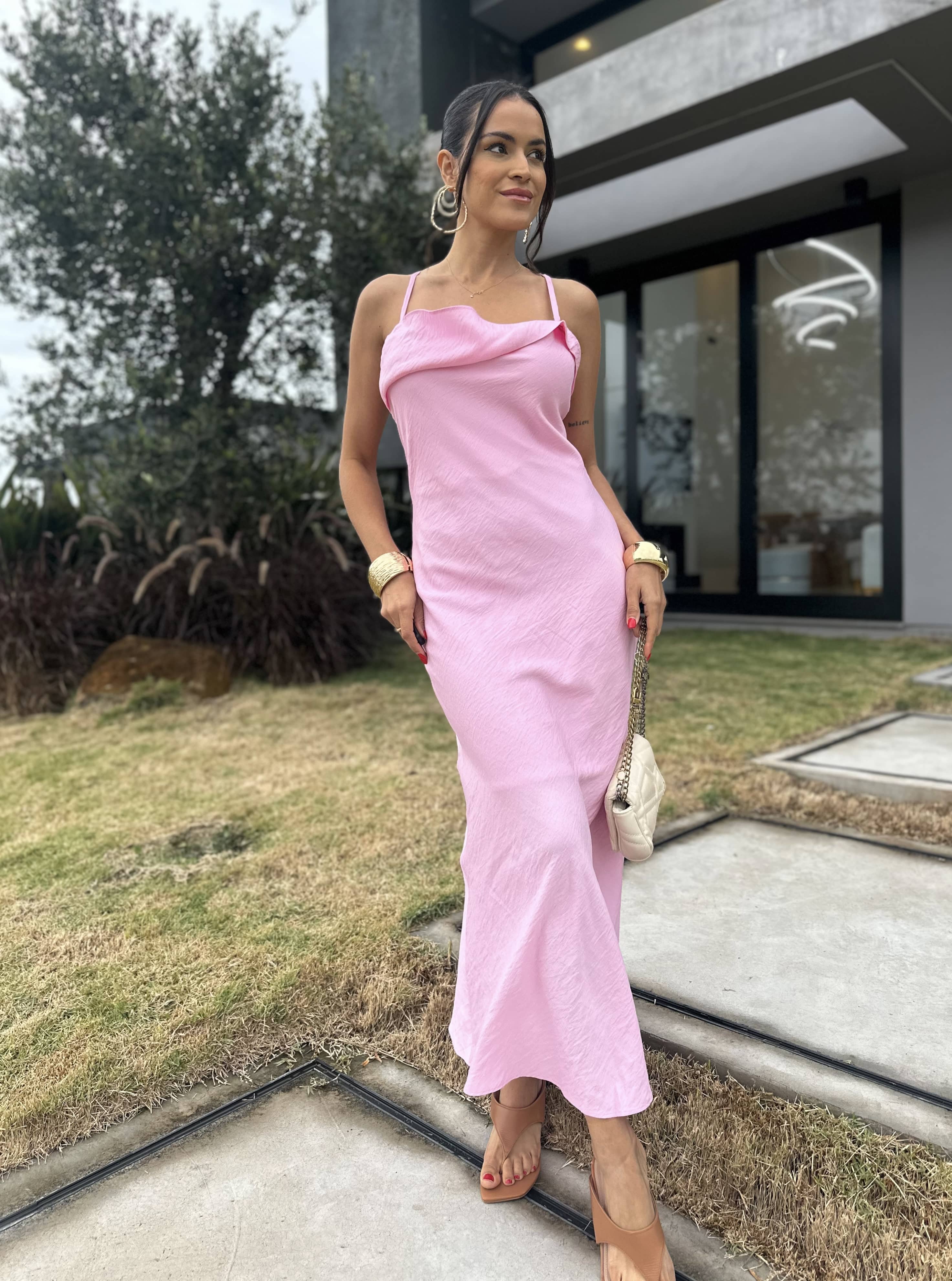 Vestido Midi Rosa Nena