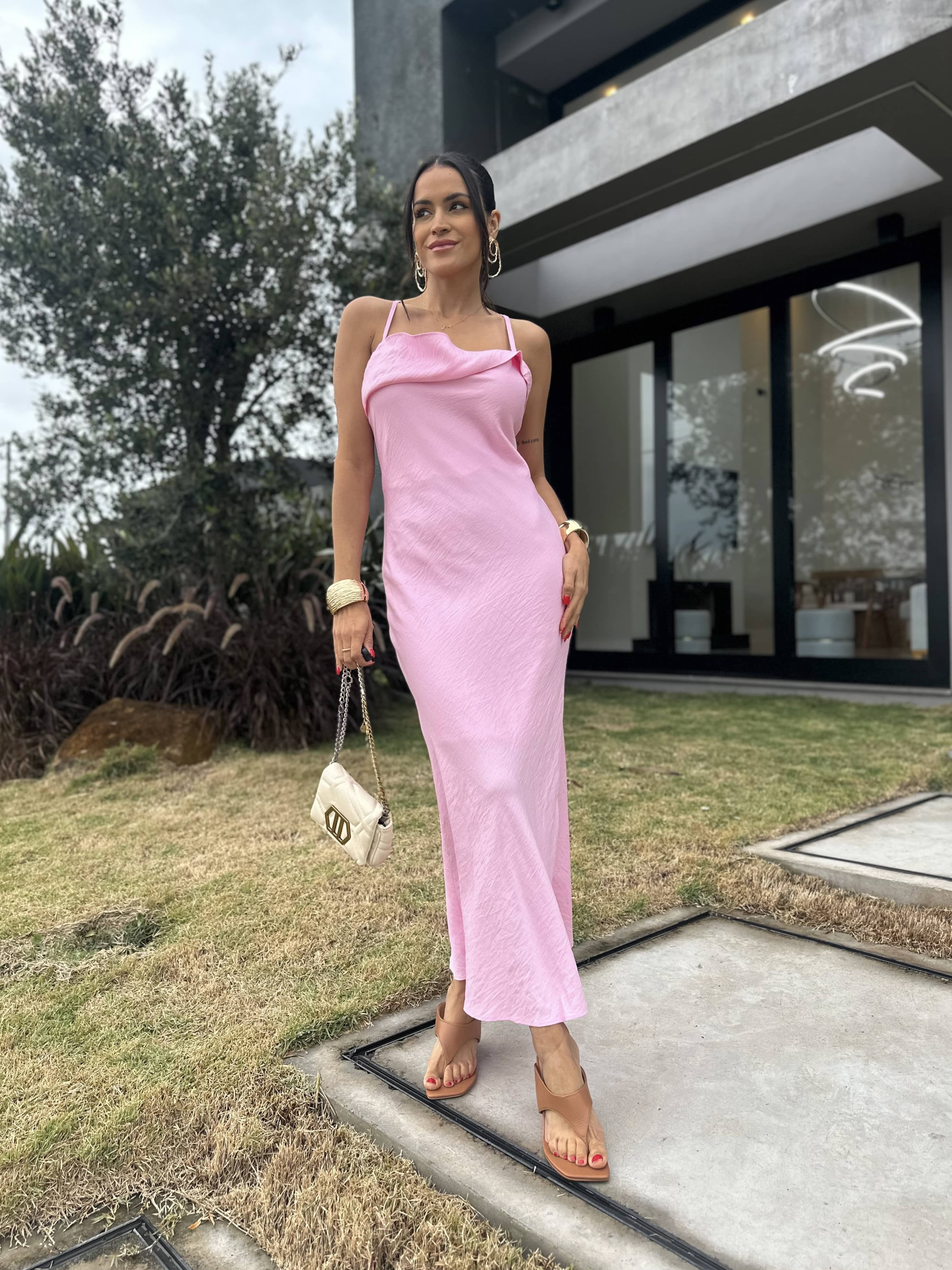 Vestido Midi Rosa Nena