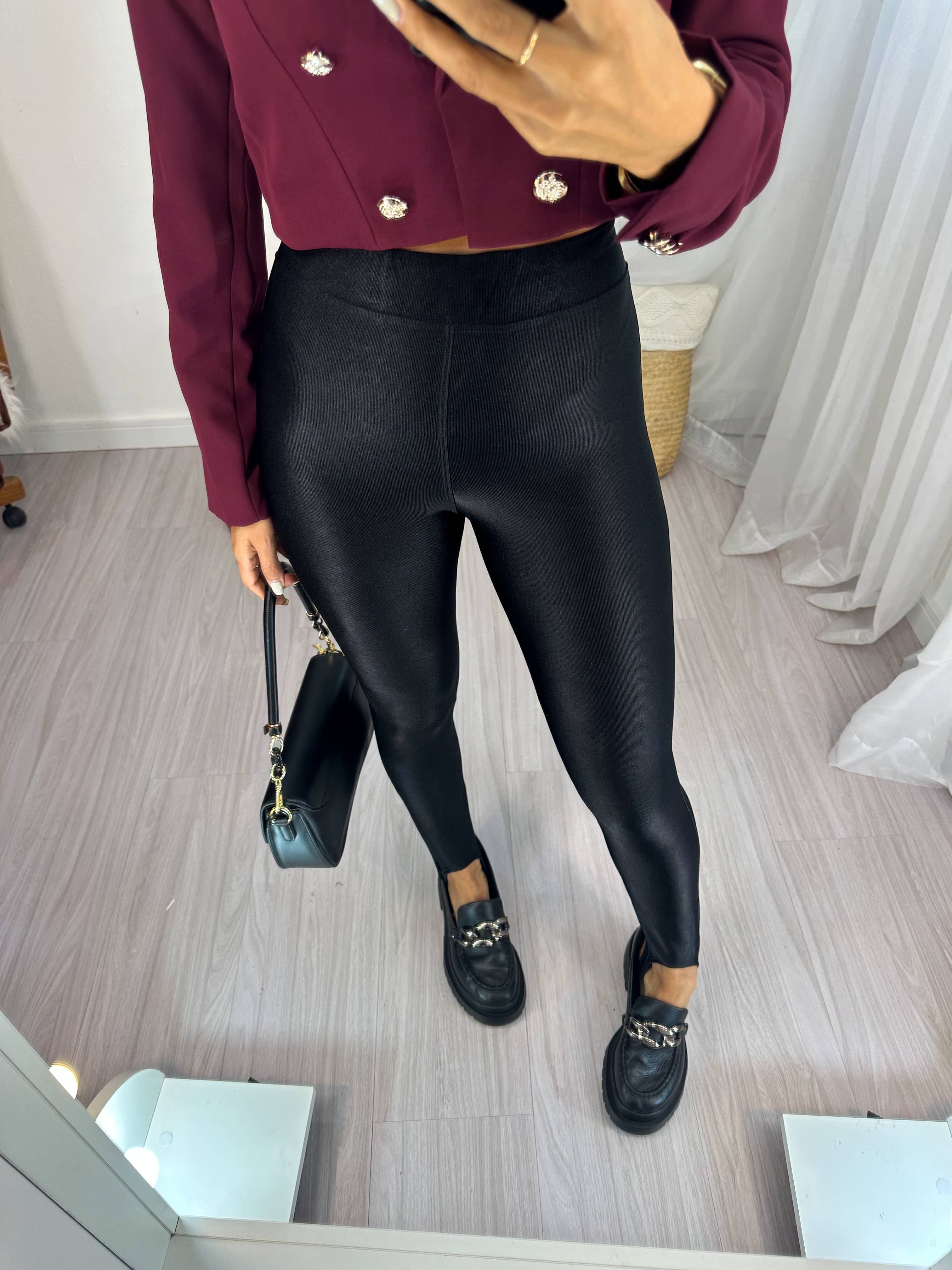 Calça Legging Pezinho Julya Preta