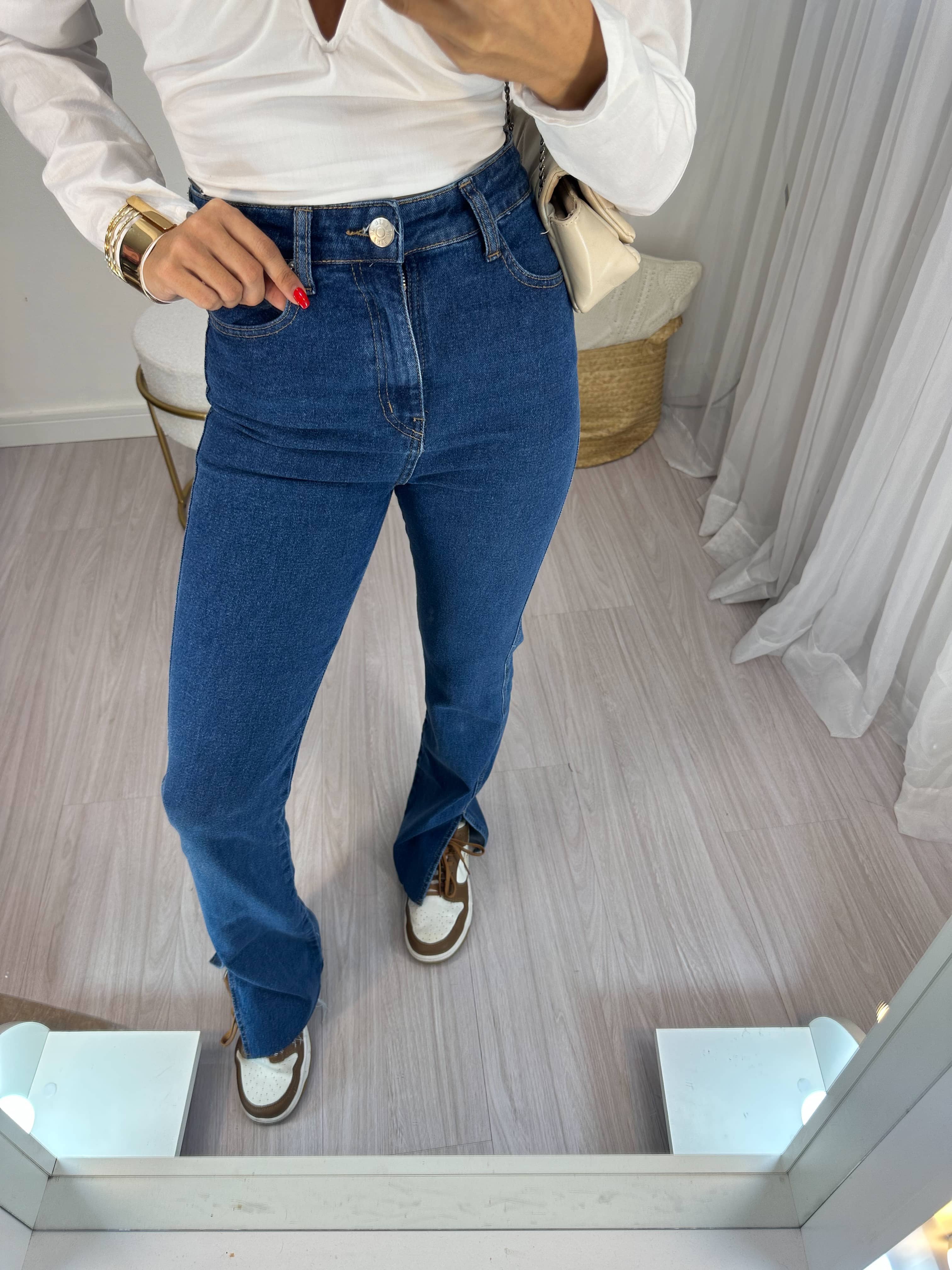 Calça Jeans Boot Cut Escura Marie