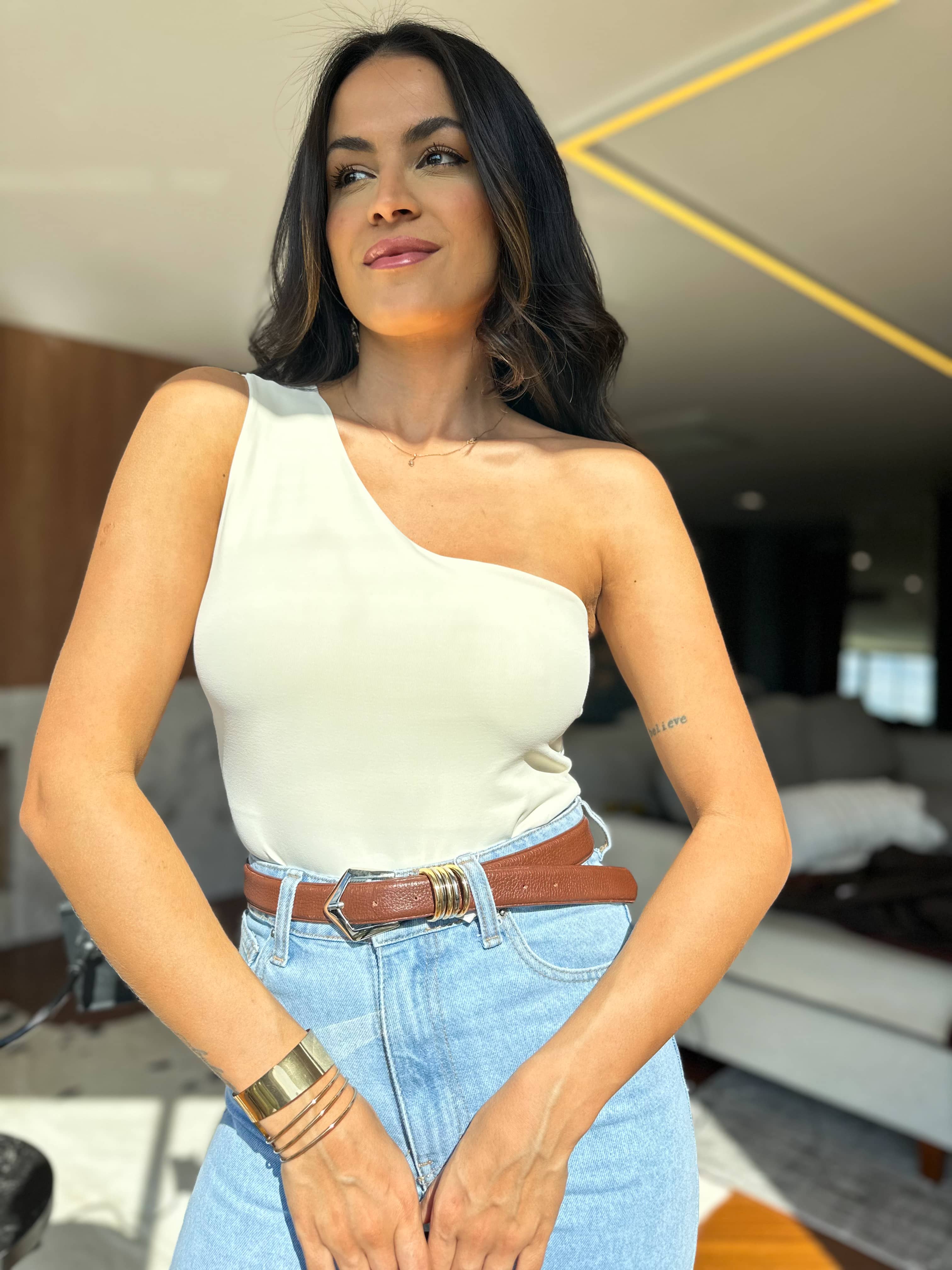 Body Off Rebeca