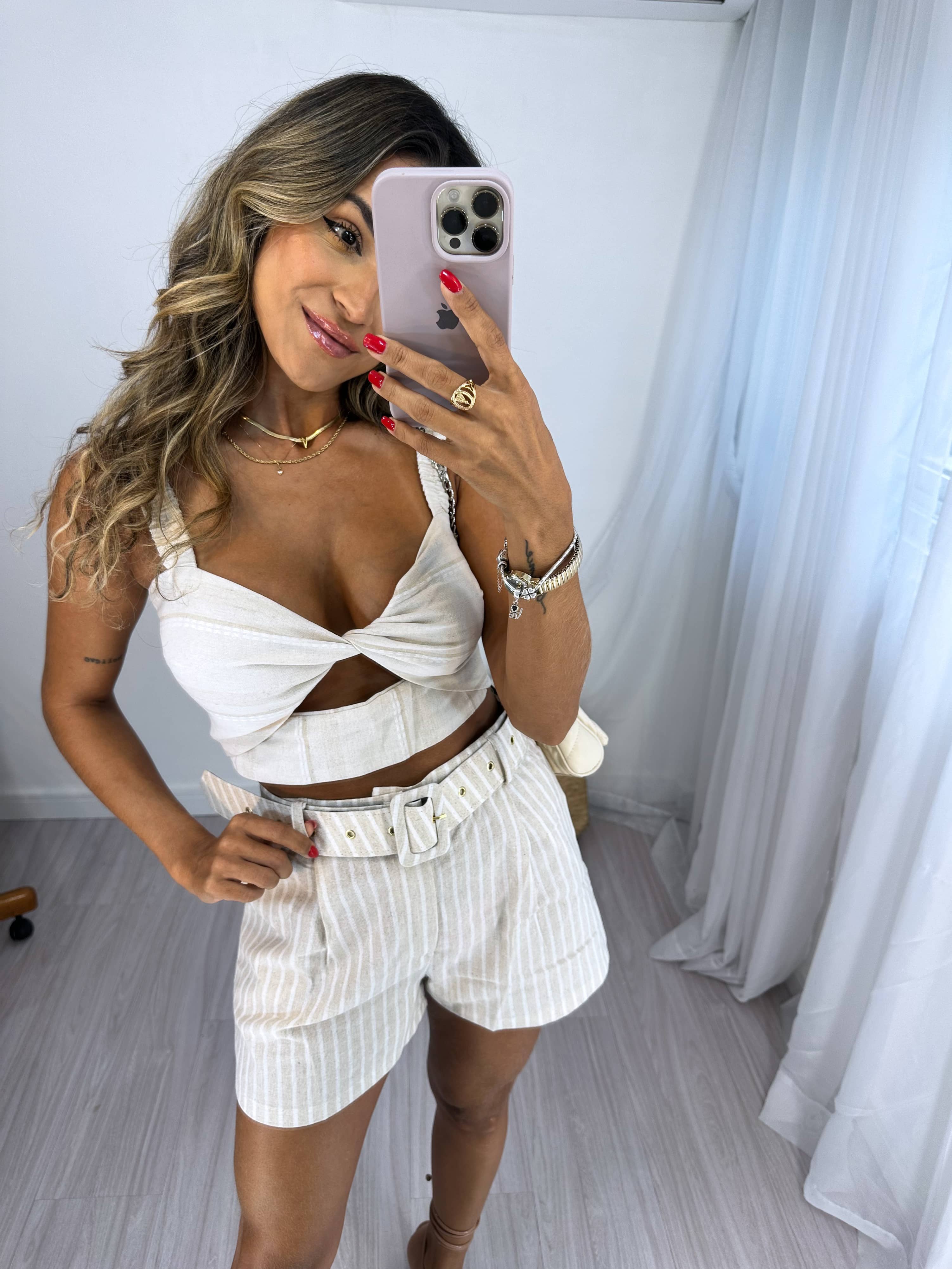 Short Linho Aby