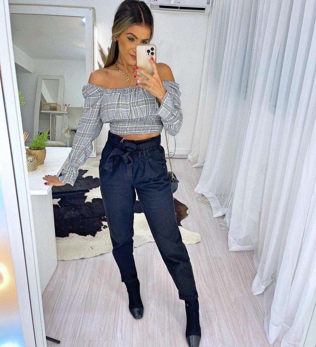 Cropped Anaí