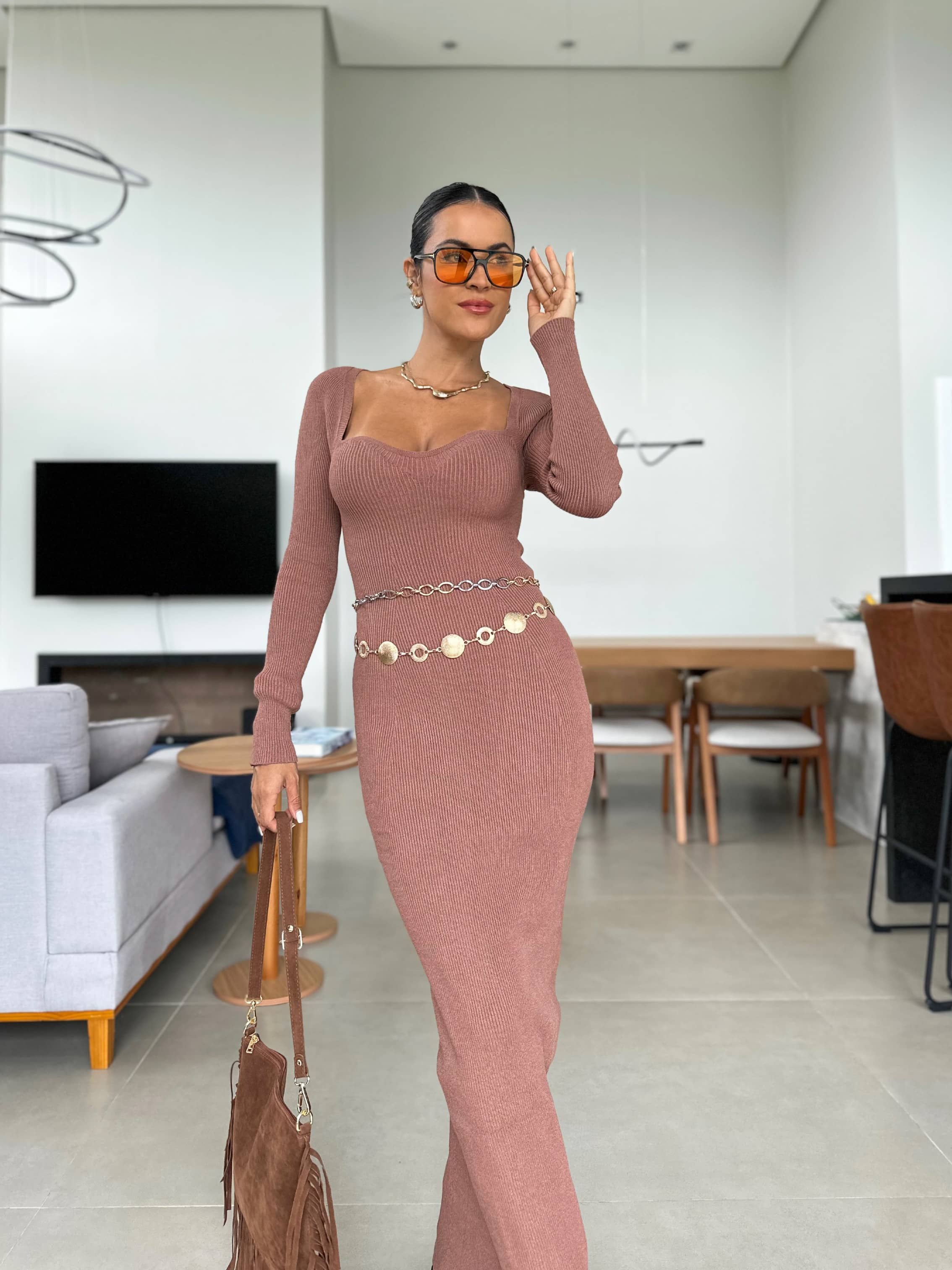 Vestido Mocha Mousse Giorgia
