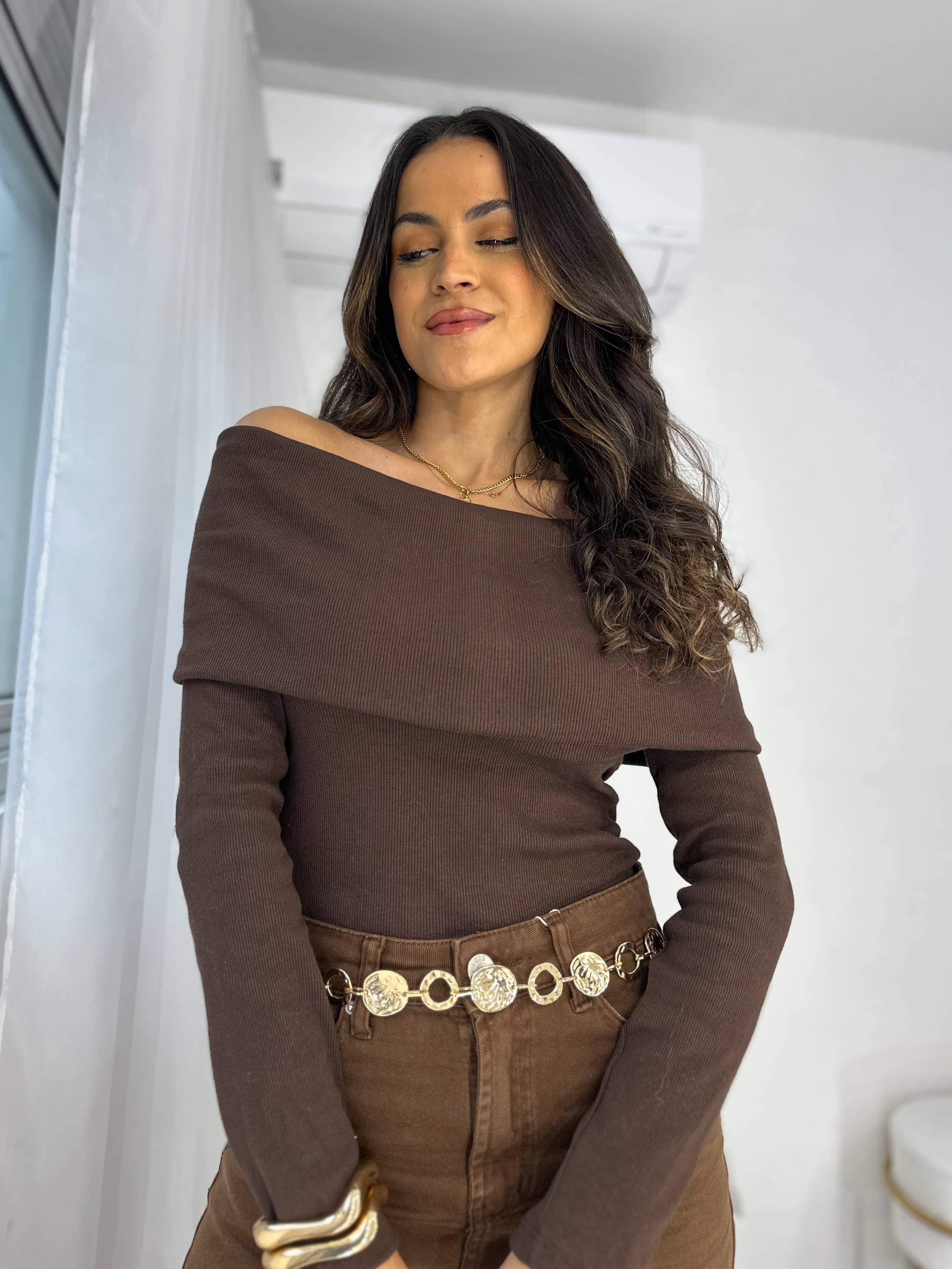 Blusa Ombro a Ombro Café Bourn