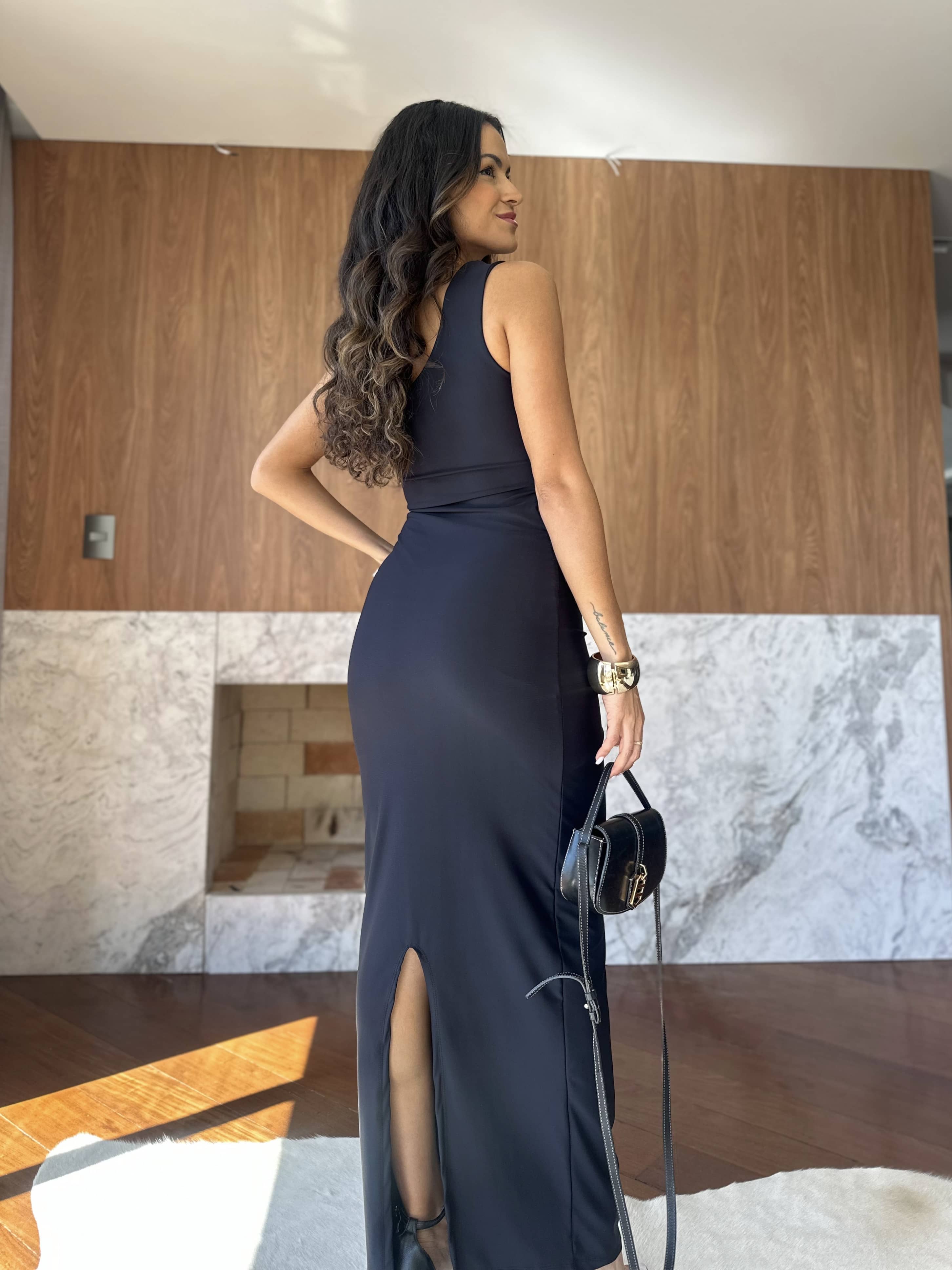 Vestido Preto Midi Amy