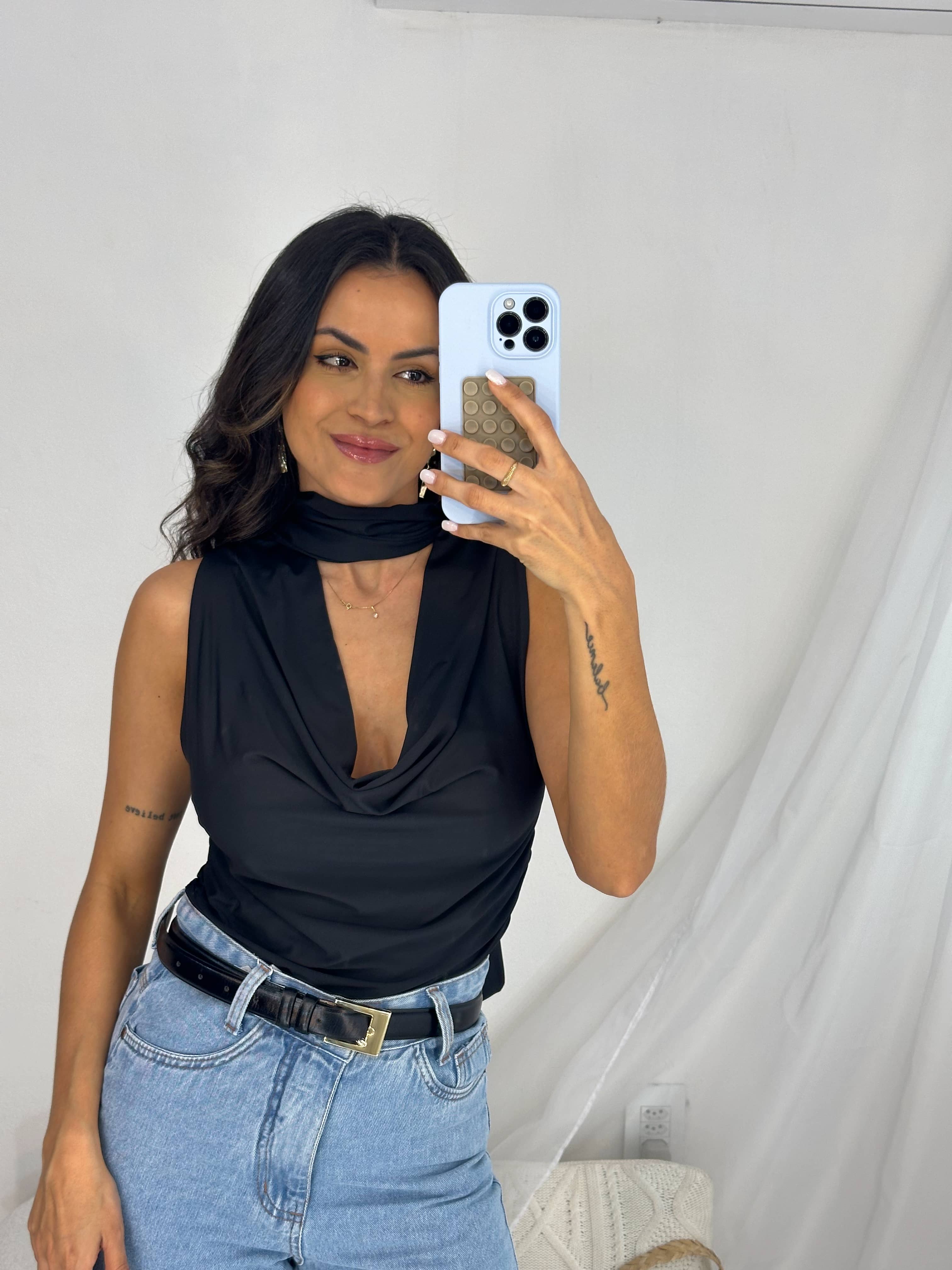 Blusa Preta Dawe