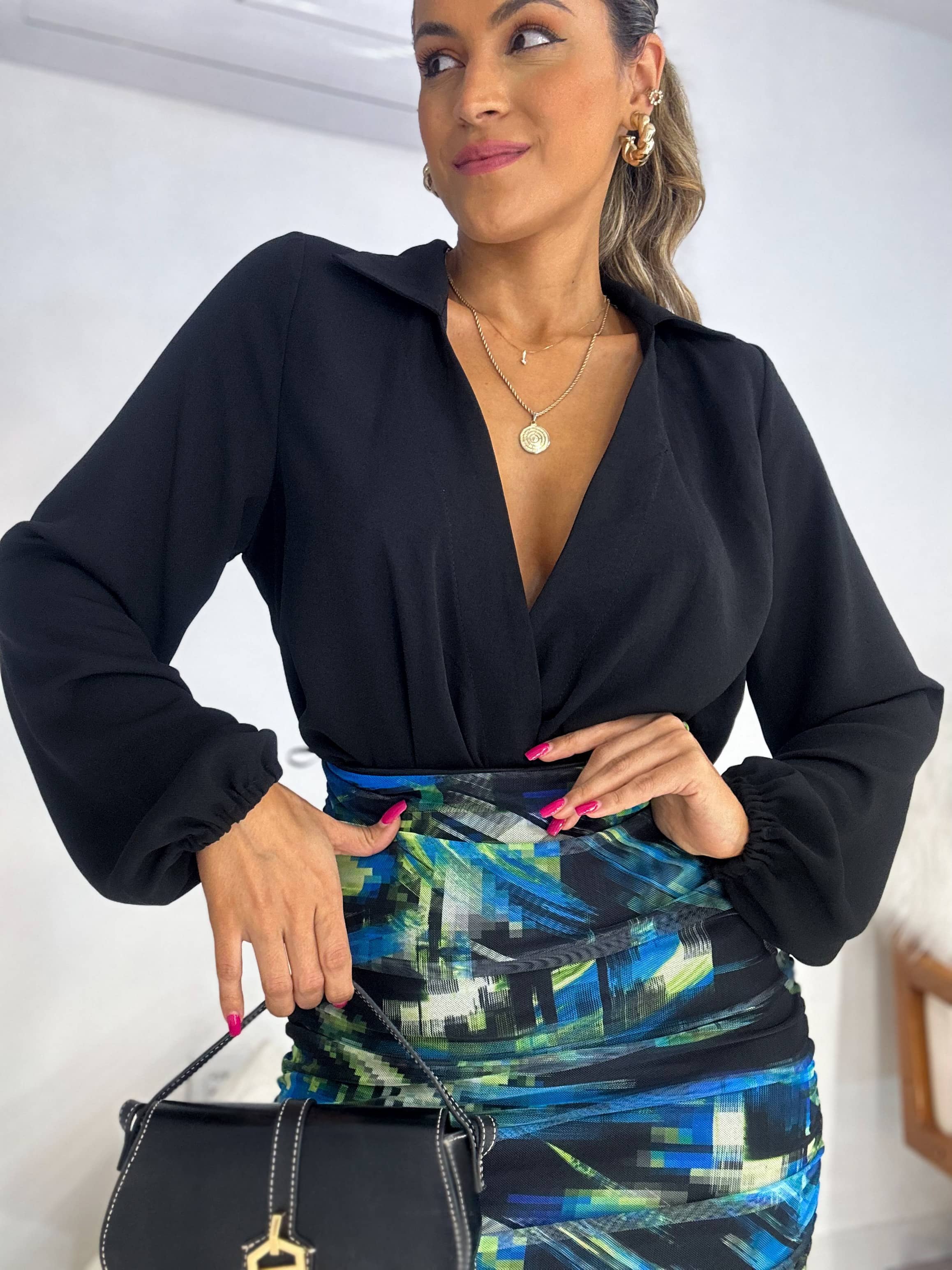 Blusa Shantal Preta