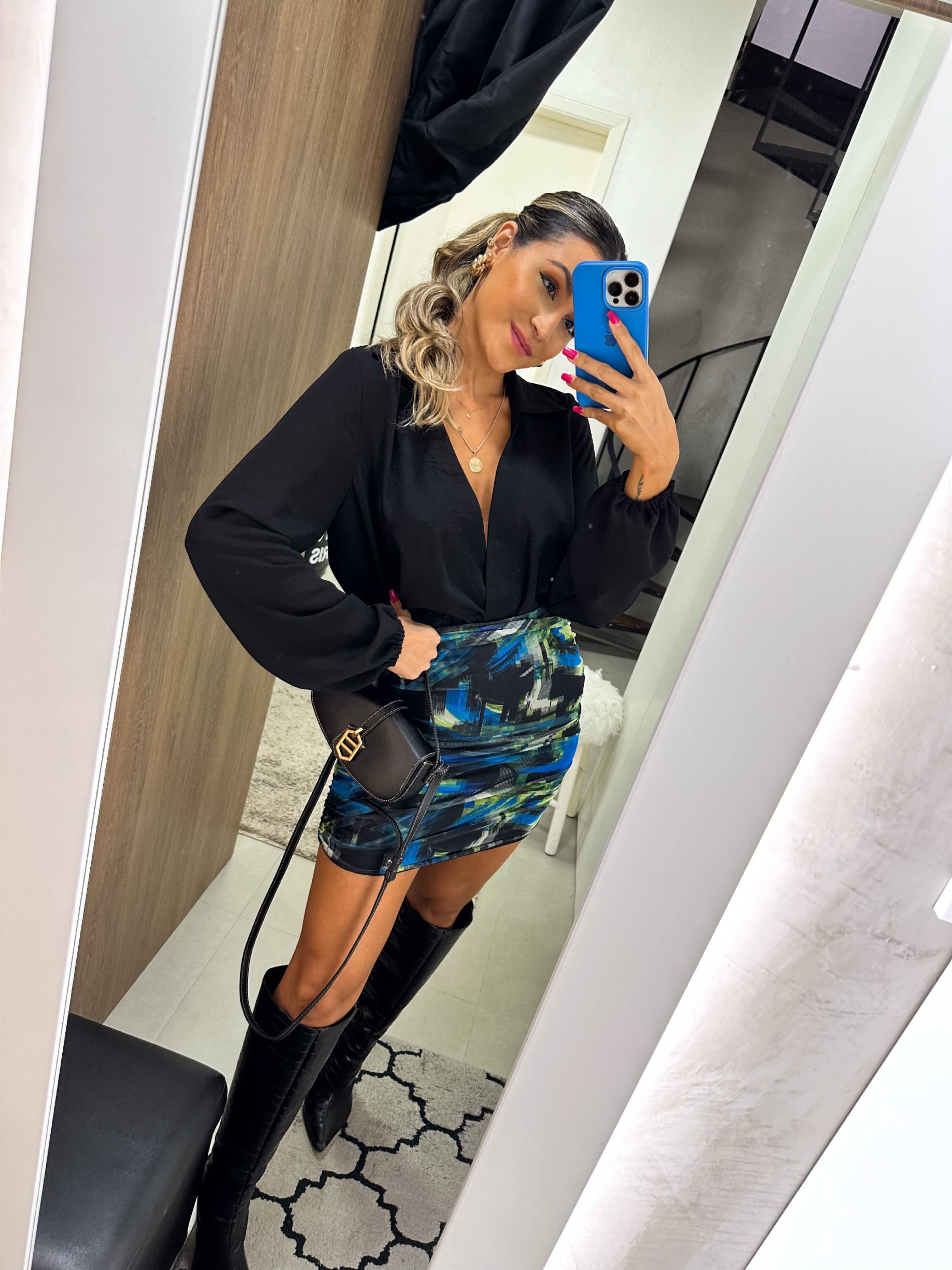 Blusa Shantal Preta