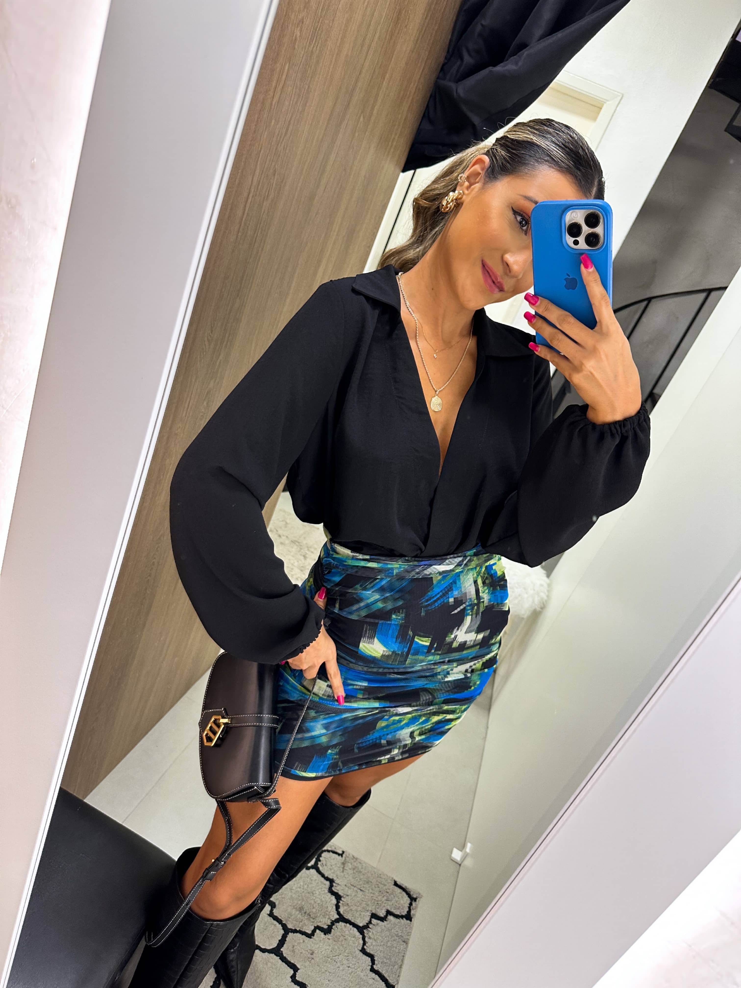 Blusa Shantal Preta