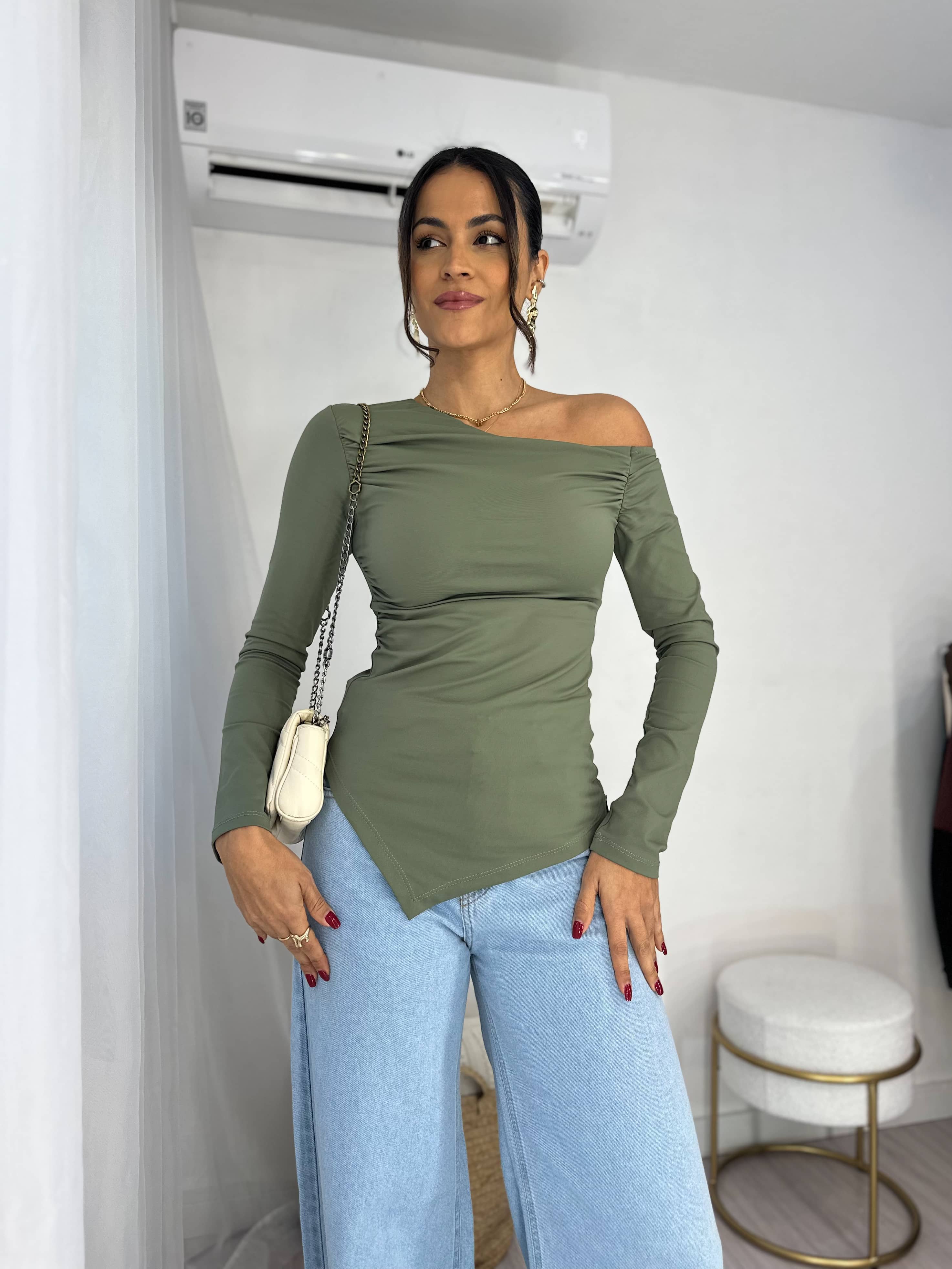 Blusa Ombro a Ombro Verde Thaly